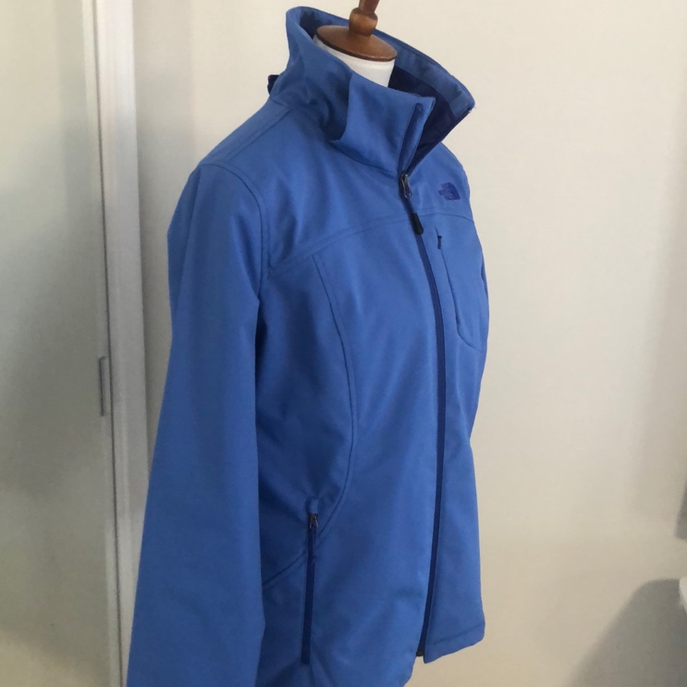 Northface Winter Jacket Size Large. - image 6